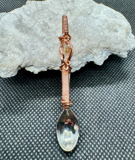 Petroleum Quartz Spoon Pendent